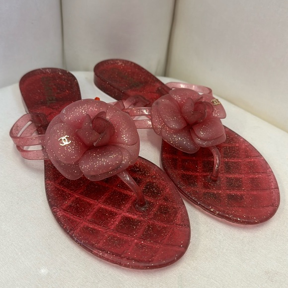 Chanel Jelly Thong Sandals - Picture 1 of 3